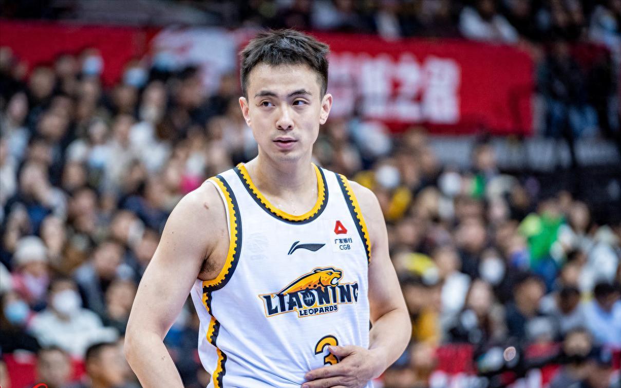 世界杯投注-赵继伟否认离开辽篮，两年失去3队友，仅1人坚守，张镇麟送暖心话
